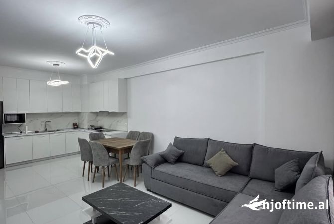 Shtepi me qera 1+1 ne Tirane - 450 Euro