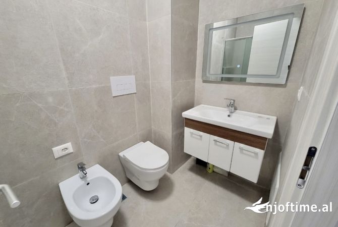 Shtepi me qera Apartament ne Tirane, 1+1, Mobilimi E mobiluar, Pagesa 55,000  Leke.