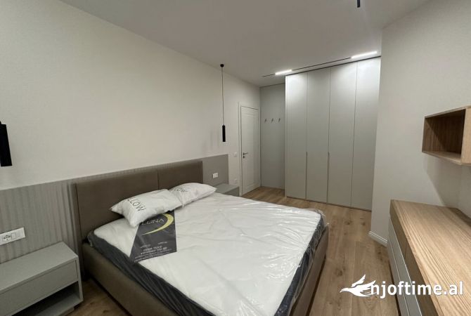 Shtepi me qera Apartament ne Tirane, 1+1, Mobilimi E mobiluar, Pagesa 700  Euro.