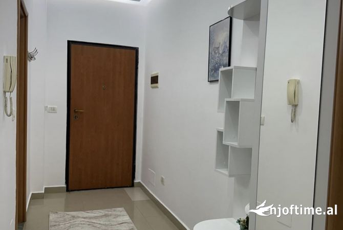 Shtepi me qera Apartament ne Tirane, 1+1, Mobilimi E mobiluar, Pagesa 48,000  Leke.
