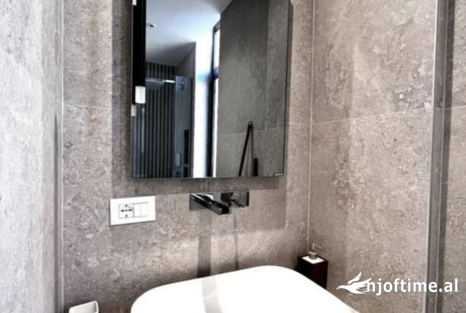 Shtepi me qera Apartament ne Tirane, 2+1, Mobilimi E mobiluar, Pagesa 1,100  Euro.