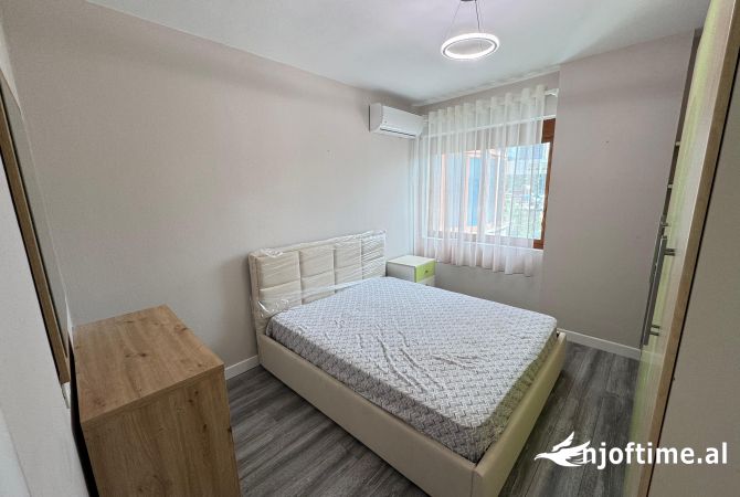 Shtepi me qera Apartament ne Tirane, 2+1, Mobilimi E mobiluar, Pagesa 600  Euro.