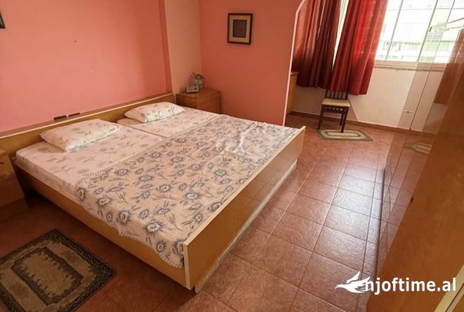 Shtepi me qera 2+1 ne Tirane - 600 Euro