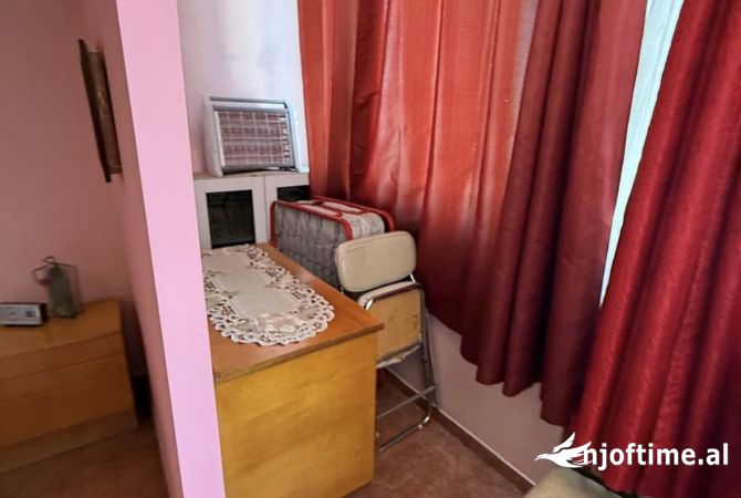 Shtepi me qera Apartament ne Tirane, 2+1, Mobilimi E mobiluar, Pagesa 600  Euro.