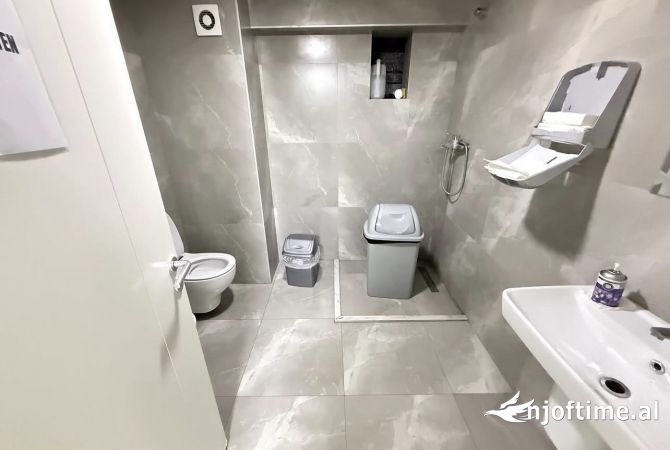 📣 QERA Ambient Zyre 📍 Prane Qendres 🛣️ Rruga e "Dibres" ✨ 