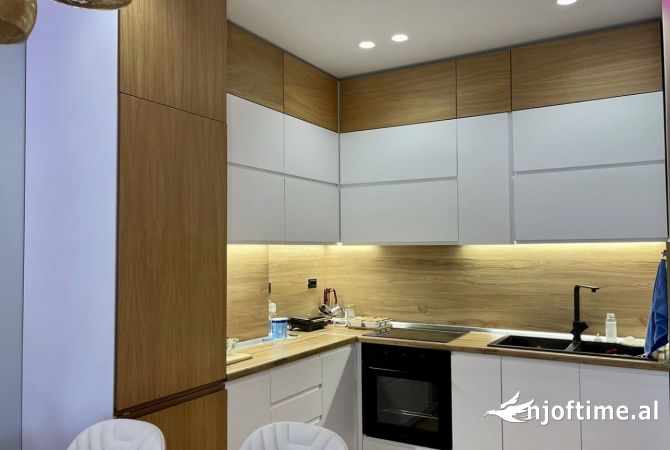 Shtepi ne shitje 1+1 ne Tirane - 160,000 Euro
