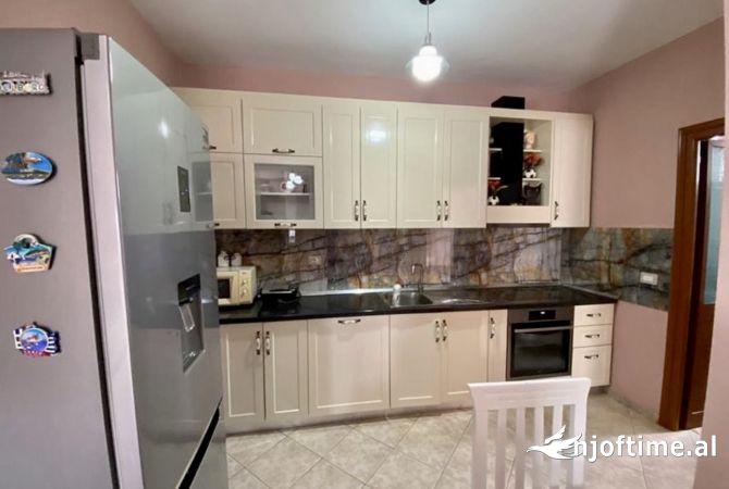 Shtepi me qera 2+1 ne Tirane - 600 Euro