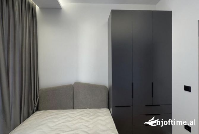 Shtepi me qera Apartament ne Tirane, 1+1, Mobilimi E mobiluar, Pagesa 550  Euro.