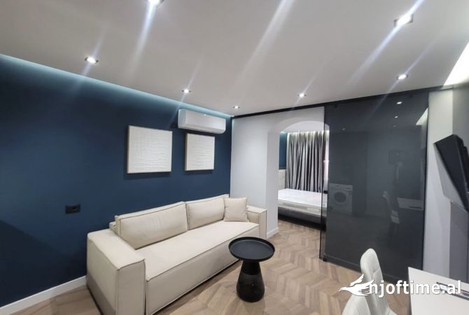 Shtepi ne shitje Apartament ne Tirane, 1+1, Mobilimi E mobiluar, Pagesa 259,000  Euro.