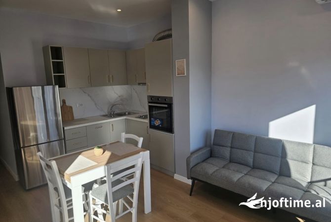 Shtepi me qera 1+1 ne Tirane - 65,000 Leke