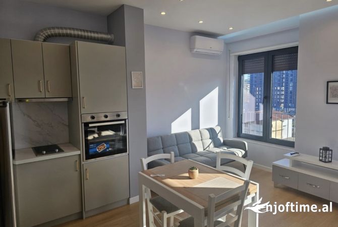 Shtepi me qera 1+1 ne Tirane - 65,000 Leke