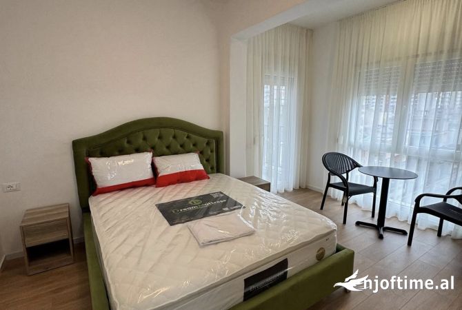 Shtepi me qera 1+1 ne Tirane - 48,000 Leke