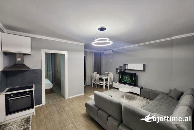 Shtepi me qera 1+1 ne Tirane - 40,000 Leke