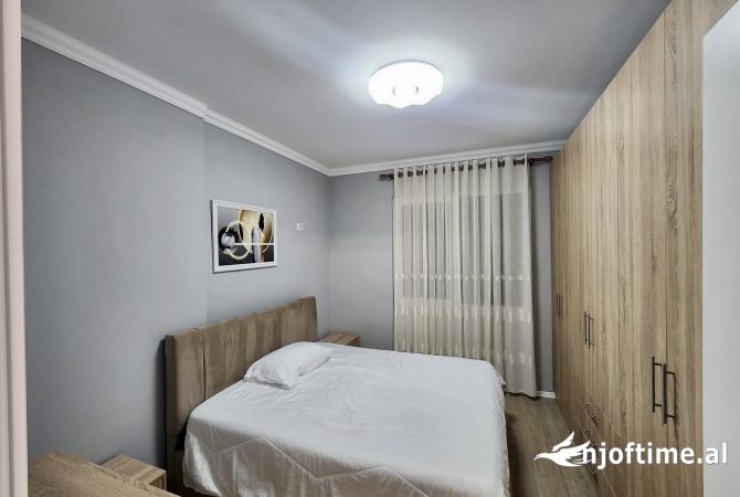Shtepi me qera 1+1 ne Tirane - 40,000 Leke