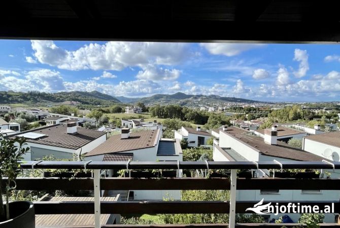 Shtepi ne shitje Apartament ne Tirane, 2+1, Mobilimi E mobiluar, Pagesa 370,000  Euro.