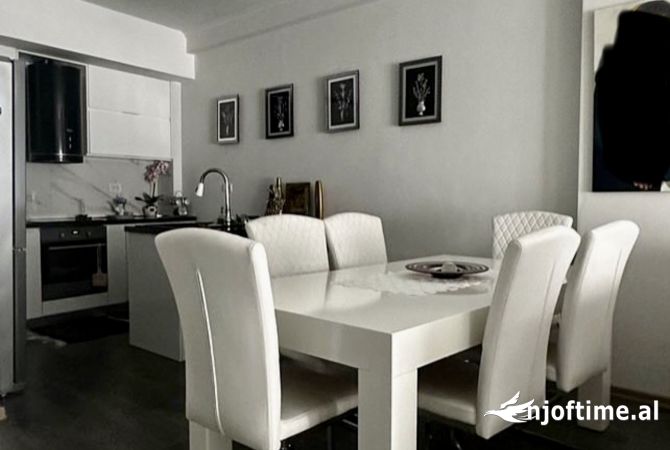 Shtepi ne shitje 3+1 ne Tirane - 170,000 Euro