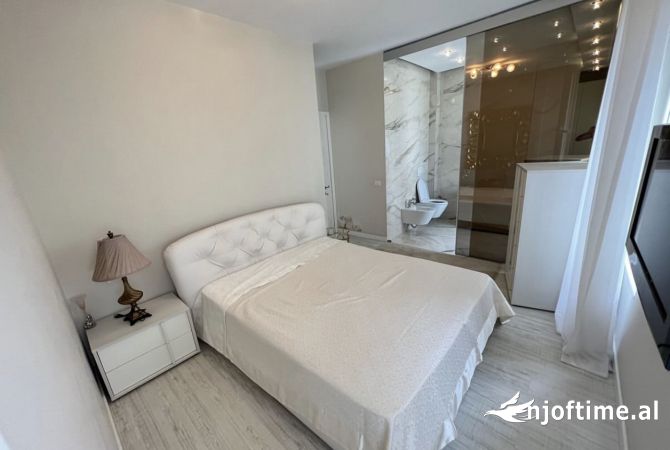 Shtepi me qera Apartament ne Tirane, 2+1, Mobilimi E mobiluar, Pagesa 650  Euro.