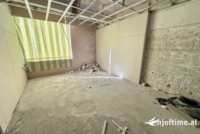 Shtepi ne shitje 3+1 ne Tirane - 350,000 Euro