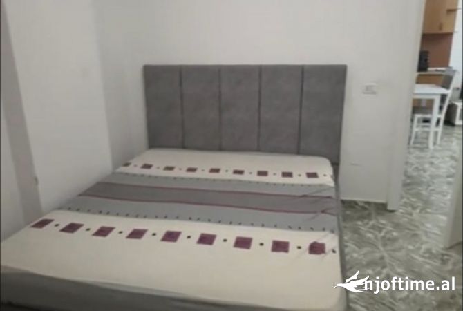Shtepi me qera 2+1 ne Tirane - 55,000 Leke