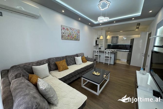 Shtepi me qera 2+1 ne Tirane - 500 Euro