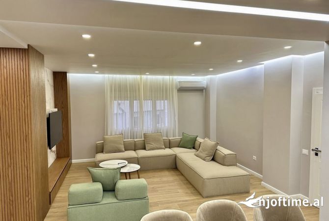 Shtepi ne shitje 2+1 ne Tirane - 340,000 Euro