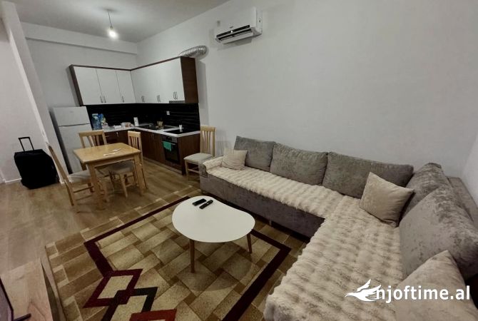 Shtepi me qera 2+1 ne Tirane - 600 Euro