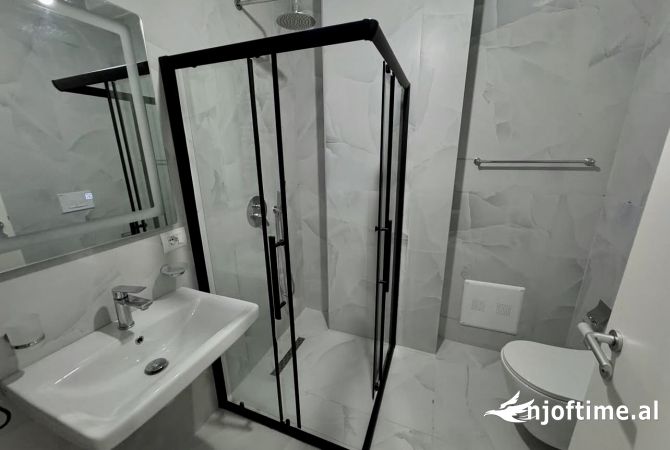 Shtepi me qera Apartament ne Tirane, 2+1, Mobilimi E mobiluar, Pagesa 600  Euro.