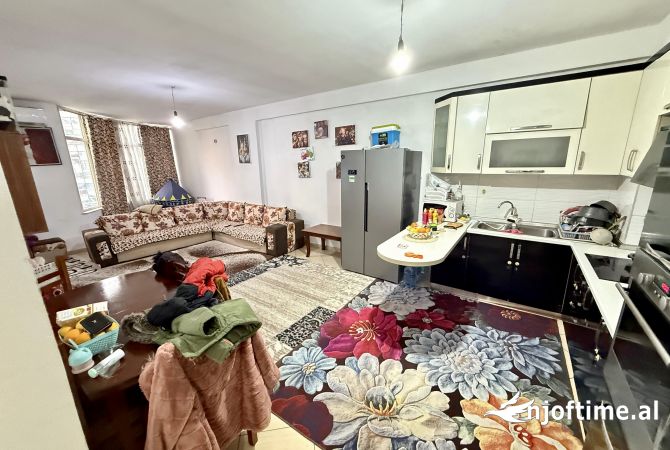 Shtepi ne shitje 2+1 ne Tirane - 144,000 Euro