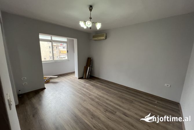 Shtepi me qera 1+1 ne Tirane - 40,000 Leke