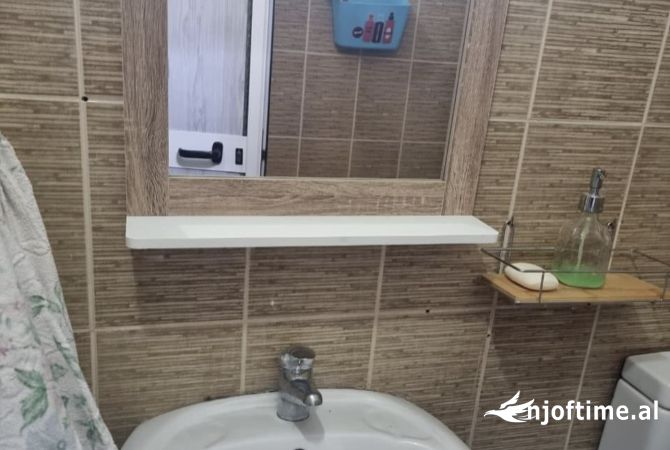 Shtepi me qera Apartament ne Tirane, 1+1, Mobilimi E mobiluar, Pagesa 380  Euro.