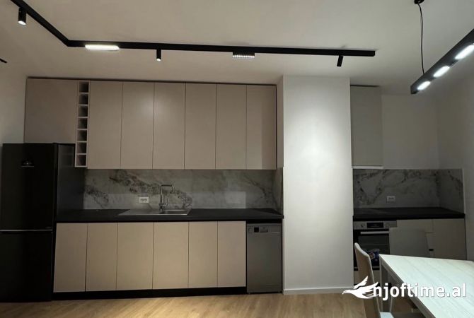 Shtepi me qera Apartament ne Tirane, 1+1, Mobilimi E mobiluar, Pagesa 600  Euro.