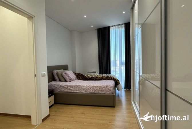 Shtepi me qera Apartament ne Tirane, 2+1, Mobilimi E mobiluar, Pagesa 1,100  Euro.