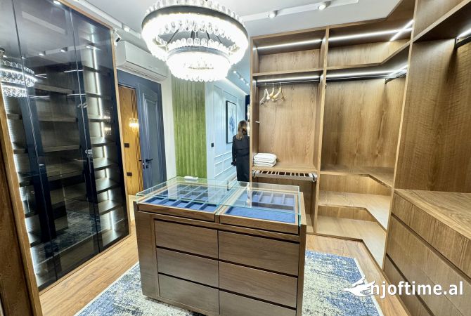 Shtepi me qera Apartament ne Tirane, 4+1, Mobilimi E mobiluar, Pagesa 4,000  Euro.