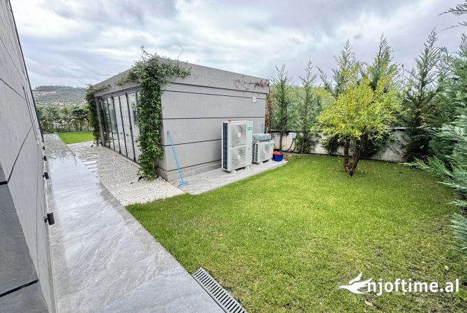 Shtepi me qera Apartament ne Tirane, 4+1, Mobilimi E mobiluar, Pagesa 4,000  Euro.