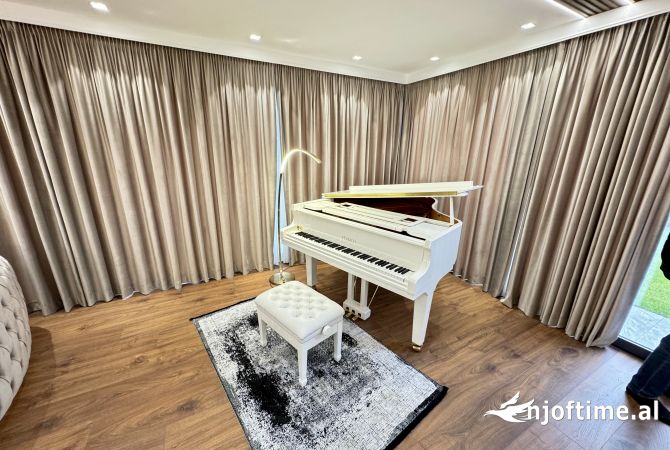 Shtepi me qera Apartament ne Tirane, 4+1, Mobilimi E mobiluar, Pagesa 4,000  Euro.