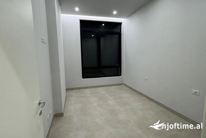 📣 QERA Apartament 2+1 Me 2 Tualete 📍 Prane Ish Doganes Dhe Sheshit Shqiponja ✨ 