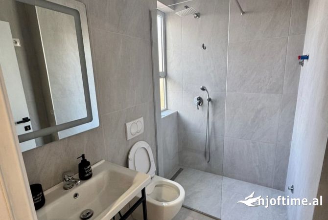 Shtepi me qera Garsoniere ne Tirane - 35,000 Leke