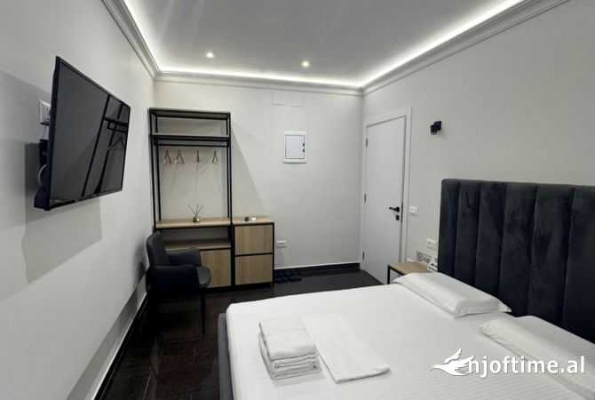 Shtepi me qera Apartament ne Tirane, Garsoniere, Mobilimi E mobiluar, Pagesa 35,000  Leke.