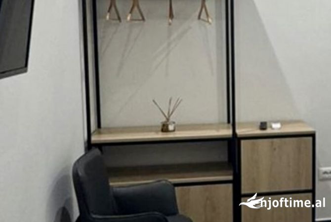 Shtepi me qera Apartament ne Tirane, Garsoniere, Mobilimi E mobiluar, Pagesa 35,000  Leke.