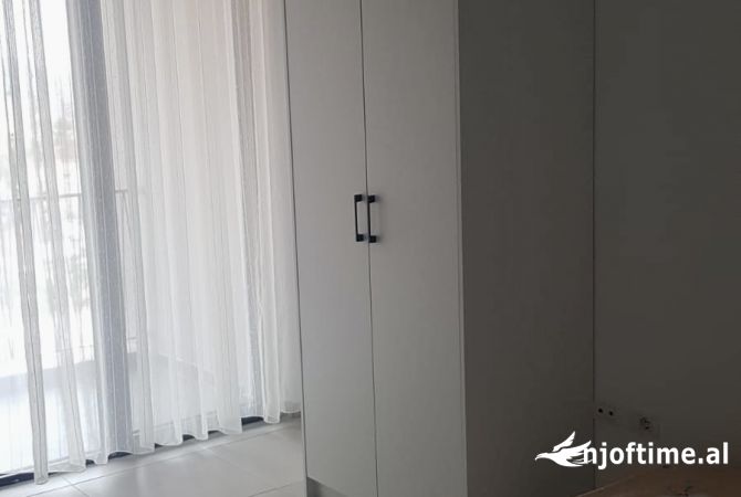 Shtepi me qera Apartament ne Tirane, 2+1, Mobilimi E mobiluar, Pagesa 600  Euro.