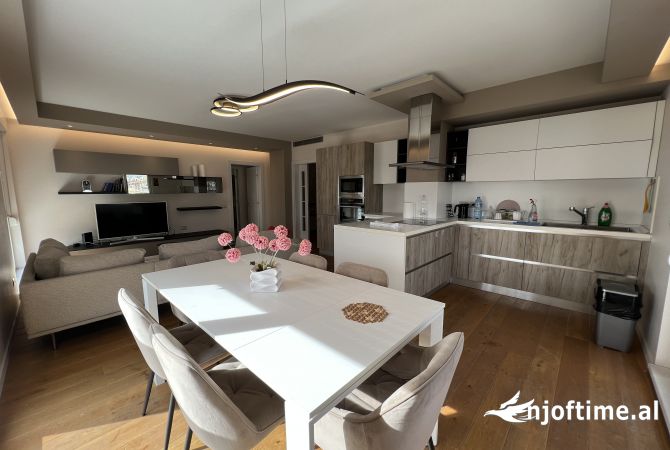 Shtepi ne shitje 3+1 ne Tirane - 340,000 Euro