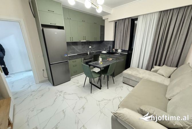 Shtepi me qera 1+1 ne Tirane - 450 Euro