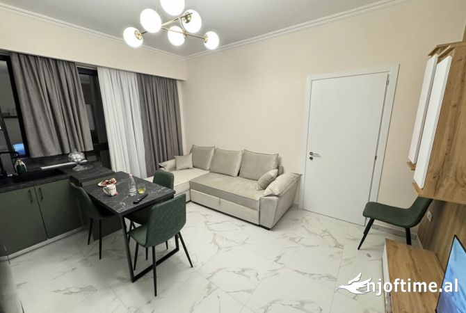 Shtepi me qera 1+1 ne Tirane - 450 Euro