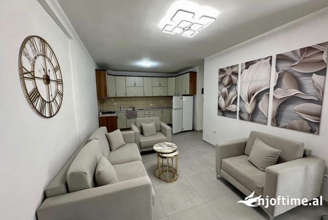 Shtepi me qera 2+1 ne Tirane - 600 Euro