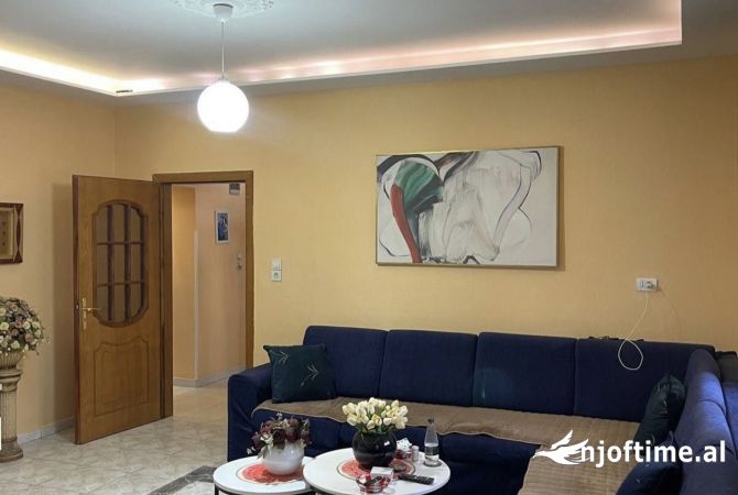 Shtepi ne shitje 1+1 ne Tirane - 155,000 Euro
