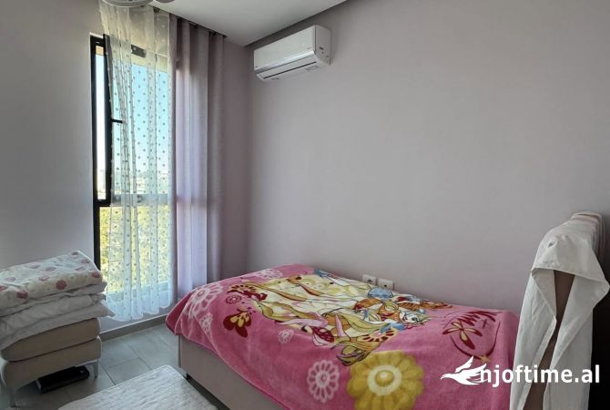 Shtepi me qera Apartament ne Tirane, 2+1, Mobilimi E mobiluar, Pagesa 550  Euro.