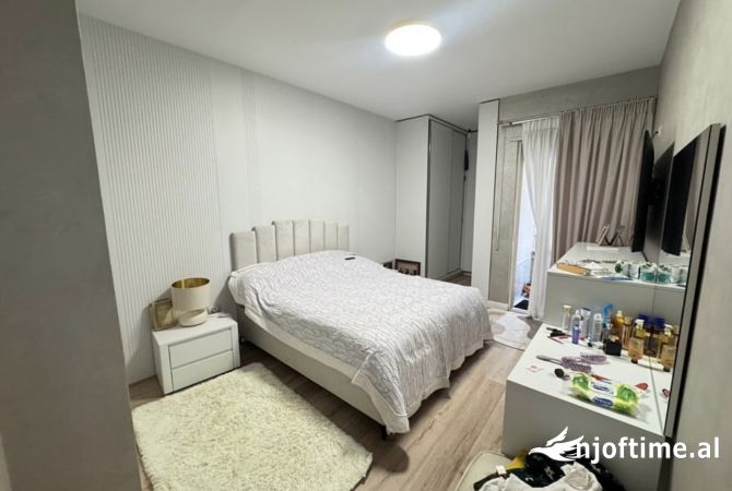 Shtepi me qera Apartament ne Tirane, 1+1, Mobilimi E mobiluar, Pagesa 600  Euro.