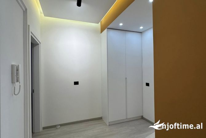 Shtepi me qera Apartament ne Tirane, 2+1, Mobilimi E mobiluar, Pagesa 600  Euro.
