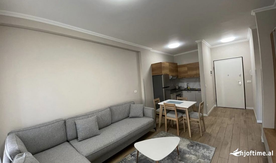 Shtepi me qera Apartament ne Tirane, 1+1, Mobilimi E mobiluar, Pagesa 600  Euro.