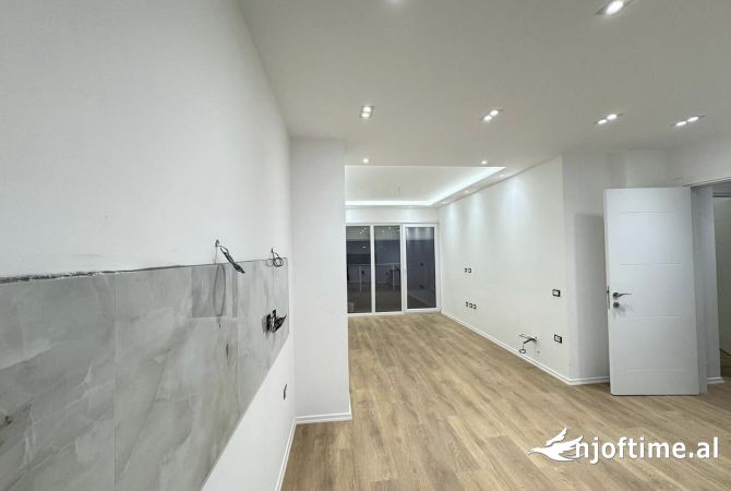 Shtepi me qera 1+1 ne Tirane - 600 Euro